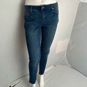 Tractr medium wash blue stretch denim jeans 28